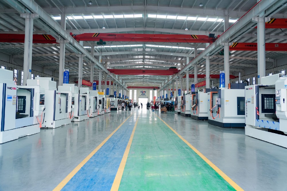 Still Struggling with Complex Parts? Here’s Why a 5‑Axis Machining Center Might Be the Answer.